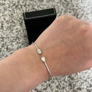 Ladies bangle